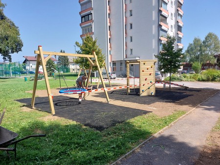 Otroško igrišče Podlubnik